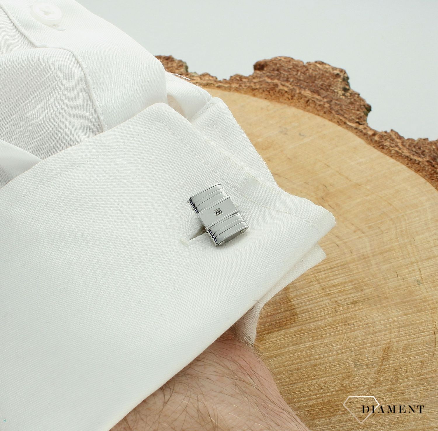 Stalowe spinki do mankietów Nomination Italy Strong Diamond 028333 036. Komplet eleganckich spinek do mankietów.jpg